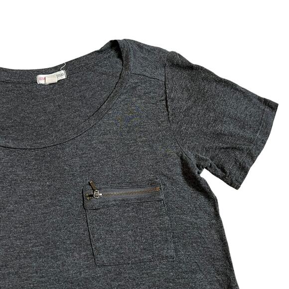 zenana outfitters women gray t shirt blouse sz mRound Neck Zipper Pocket - Picture 4 of 8
